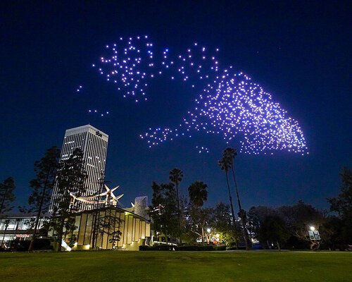 DRIFT celebrates LACMA’s gallery opening with a glowing swarm of dancing drones